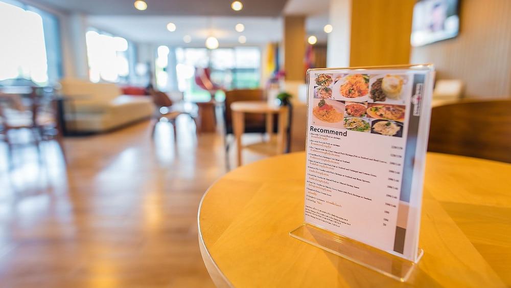 Sriracha Orchid Hotel Si Racha Ngoại thất bức ảnh